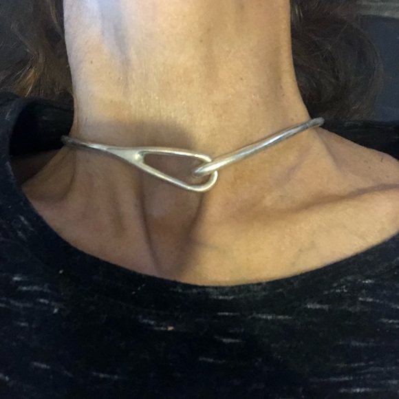 Tiffany & Co rare sterling choker; authentic & marked. Heavy, thick sil… - Picture 7 of 9